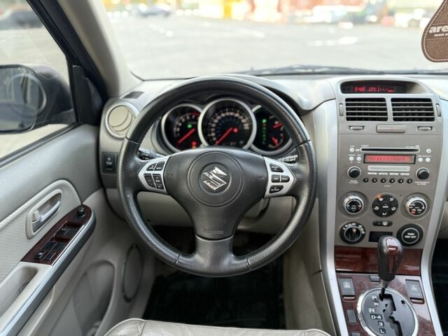 Черный Сузуки Витара, объемом двигателя 2.7 л и пробегом 225 тыс. км за 6500 $, фото 16 на Automoto.ua