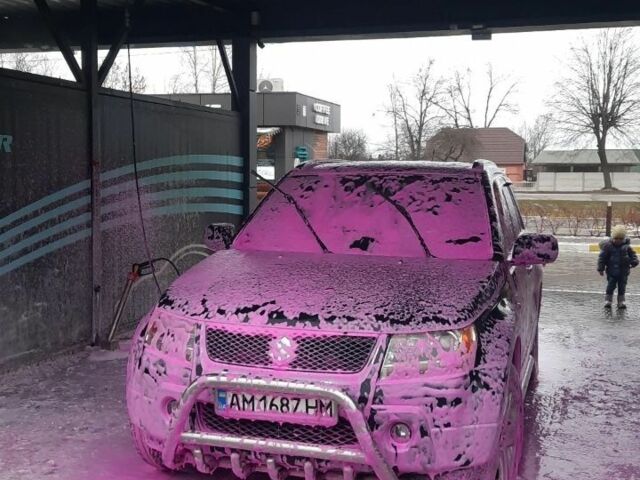 Черный Сузуки Витара, объемом двигателя 2.7 л и пробегом 285 тыс. км за 7500 $, фото 4 на Automoto.ua