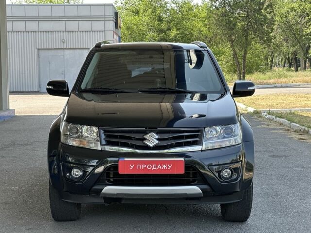 Чорний Сузукі Вітара, об'ємом двигуна 2.4 л та пробігом 85 тис. км за 14500 $, фото 3 на Automoto.ua