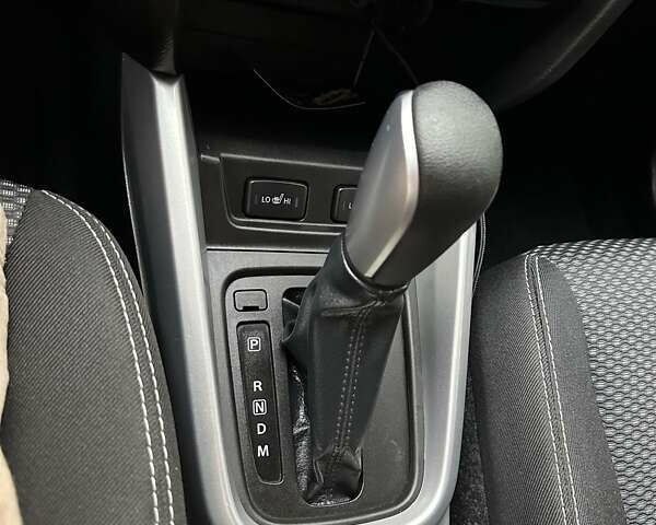 Сузуки Витара 2017 в Киеве на Automoto.ua Черный Сузуки Витара, объемом двигателя 1.6 л и пробегом 95 тыс. км за 16199 $, фото 16 на Automoto.ua