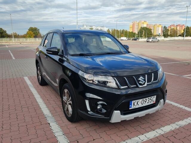 Черный Сузуки Витара, объемом двигателя 1.6 л и пробегом 108 тыс. км за 8400 $, фото 10 на Automoto.ua