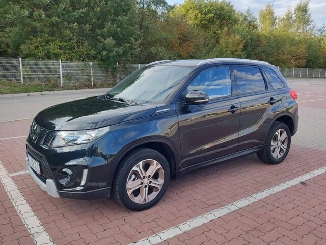 Черный Сузуки Витара, объемом двигателя 1.6 л и пробегом 108 тыс. км за 8400 $, фото 8 на Automoto.ua