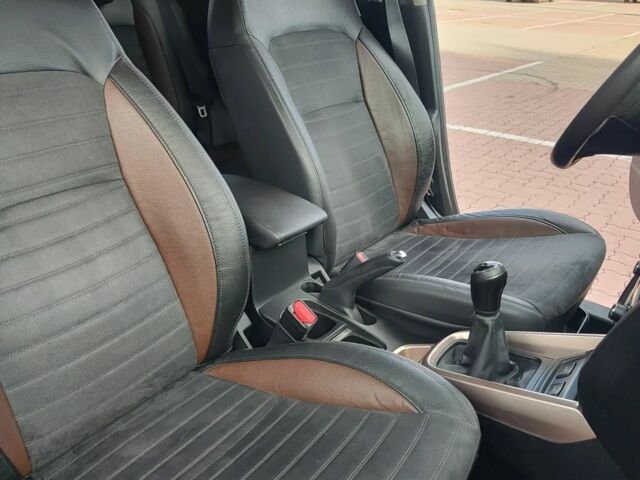 Черный Сузуки Витара, объемом двигателя 1.6 л и пробегом 108 тыс. км за 8400 $, фото 13 на Automoto.ua