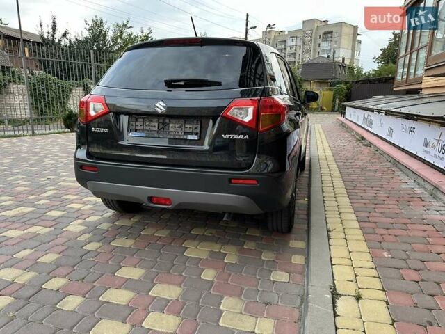 Сузуки Витара 2017 в Киеве на Automoto.ua Черный Сузуки Витара, объемом двигателя 1.6 л и пробегом 95 тыс. км за 16199 $, фото 7 на Automoto.ua
