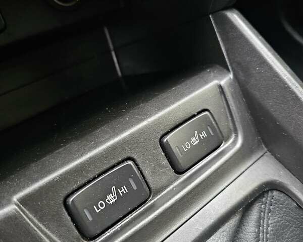 Черный Сузуки Витара, объемом двигателя 1.59 л и пробегом 158 тыс. км за 5700 $, фото 17 на Automoto.ua