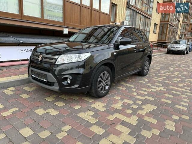 Сузуки Витара 2017 в Киеве на Automoto.ua Черный Сузуки Витара, объемом двигателя 1.6 л и пробегом 95 тыс. км за 16199 $, фото 9 на Automoto.ua