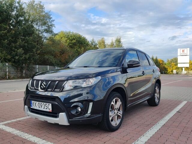 Черный Сузуки Витара, объемом двигателя 1.6 л и пробегом 108 тыс. км за 8400 $, фото 3 на Automoto.ua