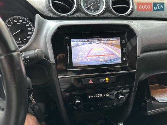 Черный Сузуки Витара, объемом двигателя 1.6 л и пробегом 92 тыс. км за 16500 $, фото 14 на Automoto.ua