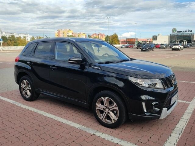 Черный Сузуки Витара, объемом двигателя 1.6 л и пробегом 108 тыс. км за 8400 $, фото 1 на Automoto.ua