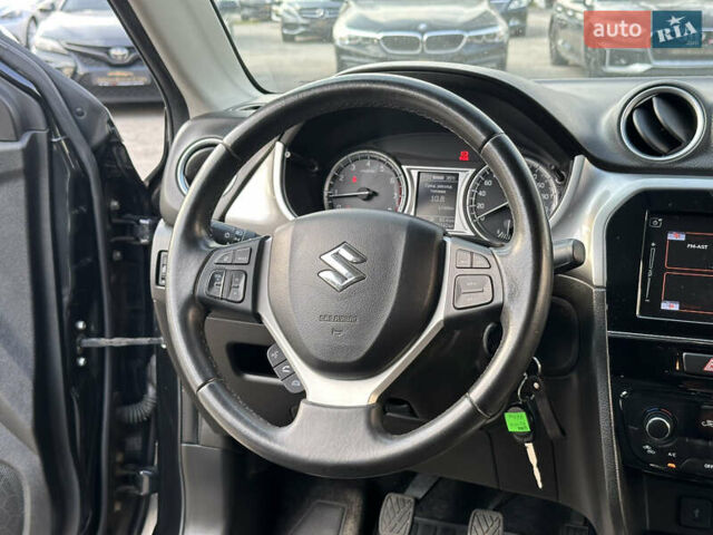 Черный Сузуки Витара, объемом двигателя 1.59 л и пробегом 130 тыс. км за 14900 $, фото 20 на Automoto.ua