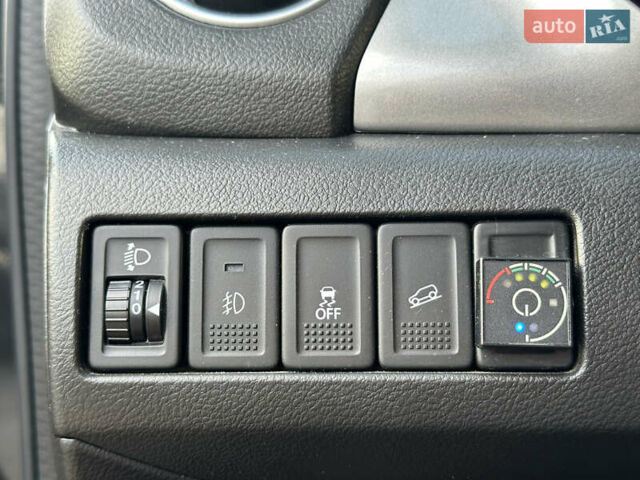 Черный Сузуки Витара, объемом двигателя 1.59 л и пробегом 130 тыс. км за 14900 $, фото 33 на Automoto.ua