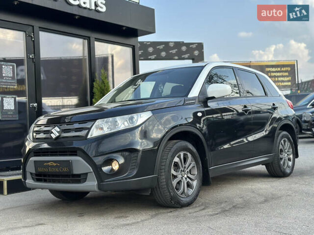 Черный Сузуки Витара, объемом двигателя 1.59 л и пробегом 130 тыс. км за 14900 $, фото 5 на Automoto.ua