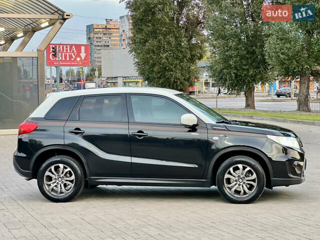 Сузукі Вітара 2018 у Дніпро (Дніпропетровську) на Automoto.ua Чорний Сузукі Вітара, об'ємом двигуна 1.59 л та пробігом 97 тис. км за 15800 $, фото 6 на Automoto.ua