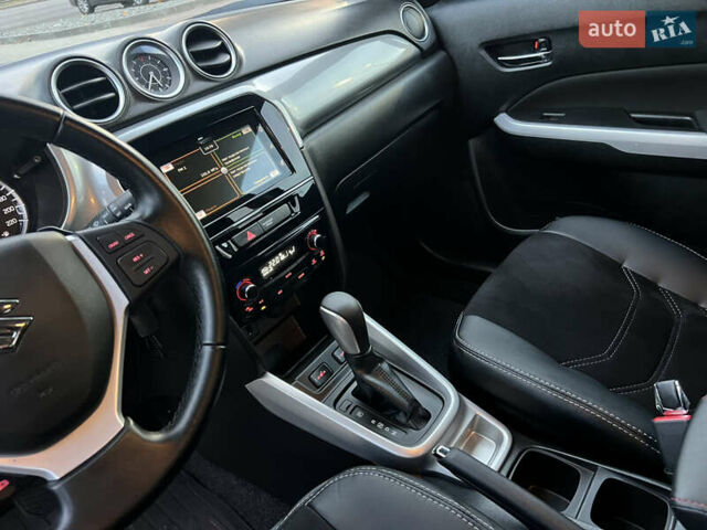 Сузукі Вітара 2018 у Дніпро (Дніпропетровську) на Automoto.ua Чорний Сузукі Вітара, об'ємом двигуна 1.59 л та пробігом 97 тис. км за 15800 $, фото 12 на Automoto.ua