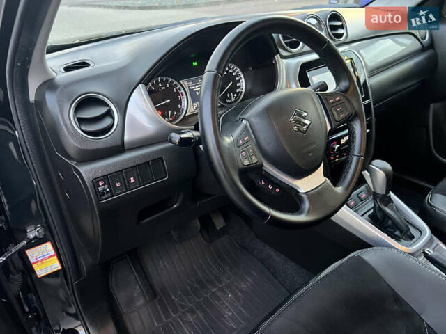 Сузукі Вітара 2018 у Дніпро (Дніпропетровську) на Automoto.ua Чорний Сузукі Вітара, об'ємом двигуна 1.59 л та пробігом 97 тис. км за 15800 $, фото 11 на Automoto.ua