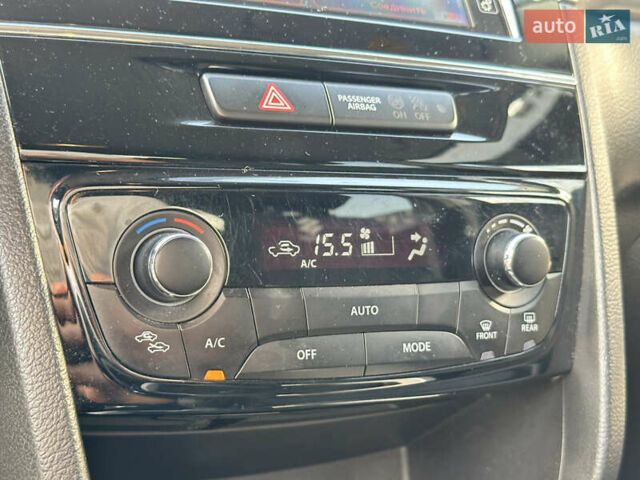 Черный Сузуки Витара, объемом двигателя 1.59 л и пробегом 130 тыс. км за 14900 $, фото 31 на Automoto.ua