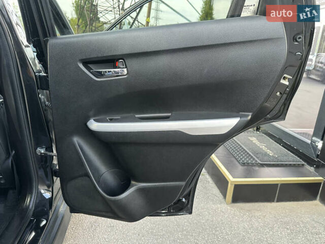 Черный Сузуки Витара, объемом двигателя 1.59 л и пробегом 130 тыс. км за 14900 $, фото 21 на Automoto.ua