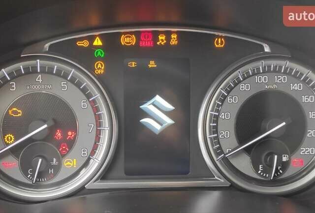 Черный Сузуки Витара, объемом двигателя 1 л и пробегом 100 тыс. км за 15500 $, фото 1 на Automoto.ua