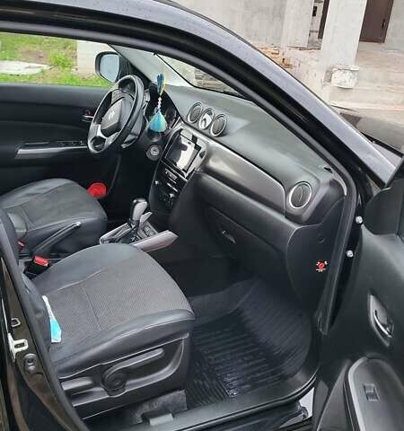 Чорний Сузукі Вітара, об'ємом двигуна 1.59 л та пробігом 121 тис. км за 17000 $, фото 8 на Automoto.ua