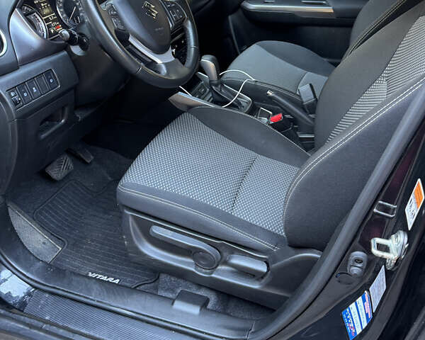 Черный Сузуки Витара, объемом двигателя 1.59 л и пробегом 136 тыс. км за 16091 $, фото 6 на Automoto.ua