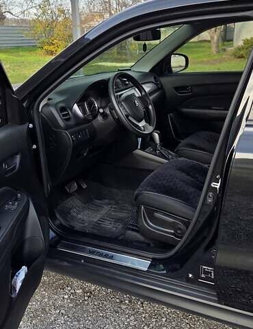 Черный Сузуки Витара, объемом двигателя 1.59 л и пробегом 36 тыс. км за 19000 $, фото 13 на Automoto.ua