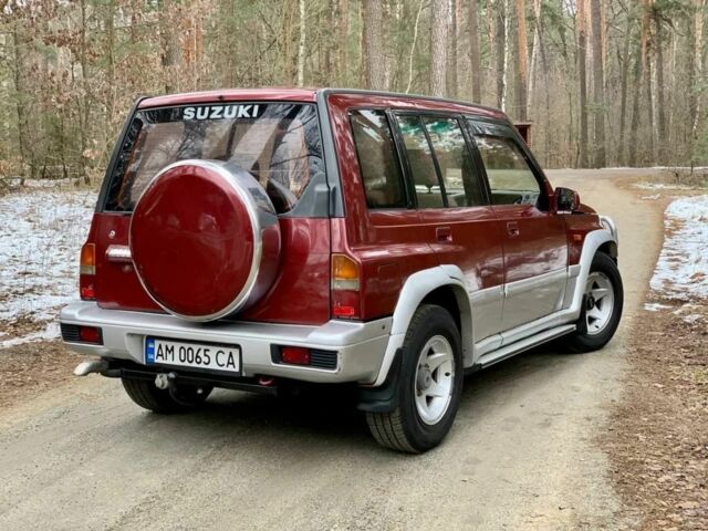 Красный Сузуки Витара, объемом двигателя 1.6 л и пробегом 91 тыс. км за 4500 $, фото 3 на Automoto.ua