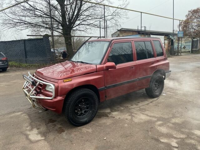 Красный Сузуки Витара, объемом двигателя 1.6 л и пробегом 98 тыс. км за 2200 $, фото 1 на Automoto.ua