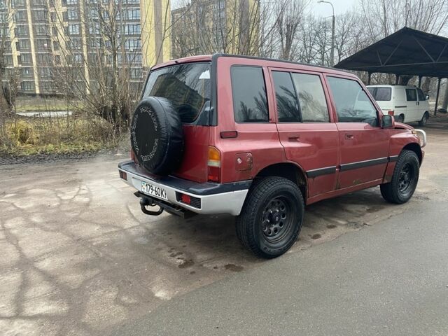 Красный Сузуки Витара, объемом двигателя 1.6 л и пробегом 98 тыс. км за 2200 $, фото 4 на Automoto.ua