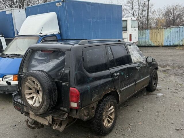 Красный Сузуки Витара, объемом двигателя 0 л и пробегом 250 тыс. км за 999 $, фото 2 на Automoto.ua