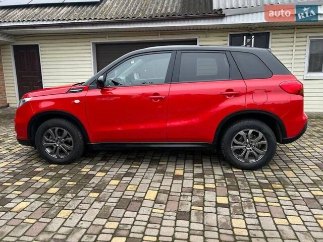 Красный Сузуки Витара, объемом двигателя 1.6 л и пробегом 60 тыс. км за 18500 $, фото 1 на Automoto.ua