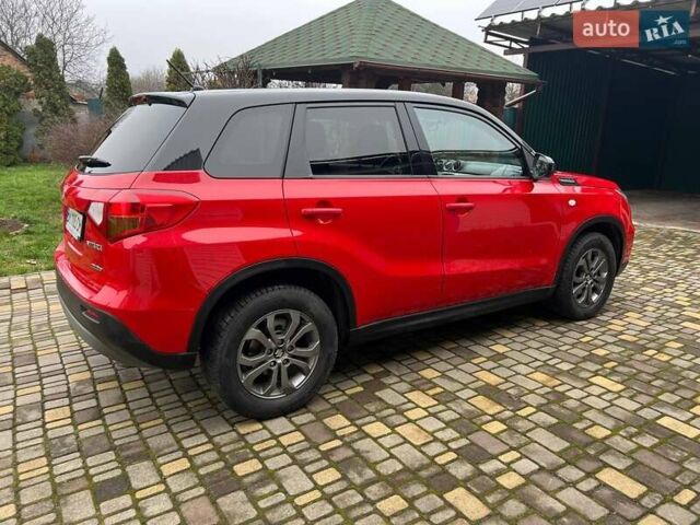 Красный Сузуки Витара, объемом двигателя 1.6 л и пробегом 60 тыс. км за 18500 $, фото 20 на Automoto.ua