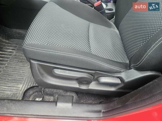 Червоний Сузукі Вітара, об'ємом двигуна 1.59 л та пробігом 82 тис. км за 17950 $, фото 2 на Automoto.ua