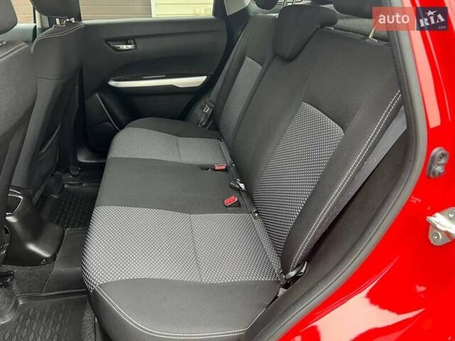 Красный Сузуки Витара, объемом двигателя 1.6 л и пробегом 60 тыс. км за 18500 $, фото 16 на Automoto.ua