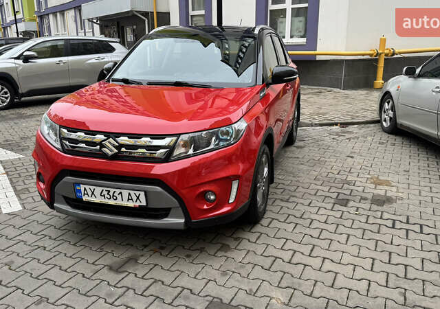Красный Сузуки Витара, объемом двигателя 1.59 л и пробегом 124 тыс. км за 17980 $, фото 1 на Automoto.ua