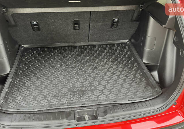 Красный Сузуки Витара, объемом двигателя 1.59 л и пробегом 124 тыс. км за 17980 $, фото 14 на Automoto.ua