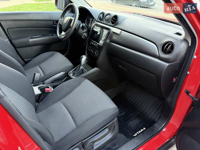 Красный Сузуки Витара, объемом двигателя 1.59 л и пробегом 111 тыс. км за 18700 $, фото 9 на Automoto.ua
