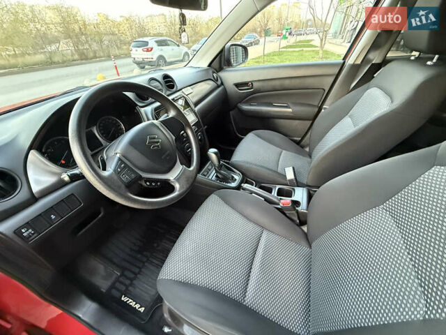 Красный Сузуки Витара, объемом двигателя 1.59 л и пробегом 111 тыс. км за 18700 $, фото 12 на Automoto.ua