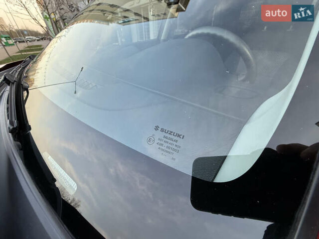 Красный Сузуки Витара, объемом двигателя 1.59 л и пробегом 111 тыс. км за 18700 $, фото 10 на Automoto.ua