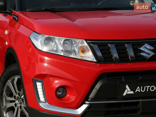 Червоний Сузукі Вітара, об'ємом двигуна 1.6 л та пробігом 124 тис. км за 17900 $, фото 3 на Automoto.ua