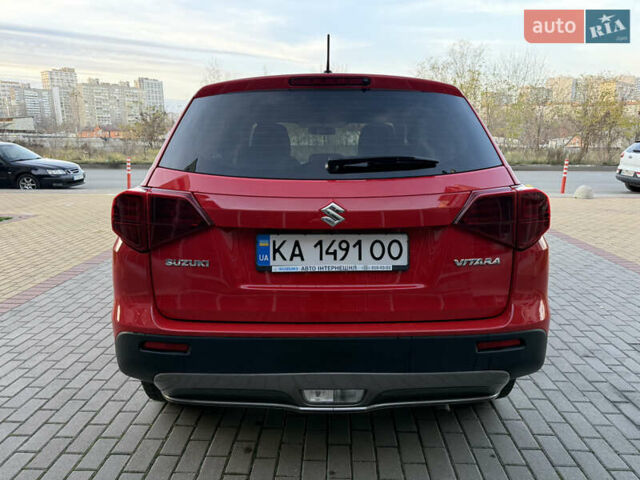 Красный Сузуки Витара, объемом двигателя 1.59 л и пробегом 111 тыс. км за 18700 $, фото 6 на Automoto.ua