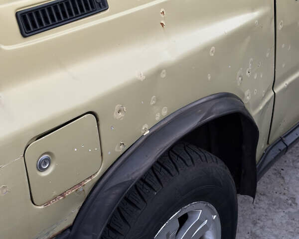 Сузуки Витара, объемом двигателя 1.6 л и пробегом 330 тыс. км за 4000 $, фото 5 на Automoto.ua