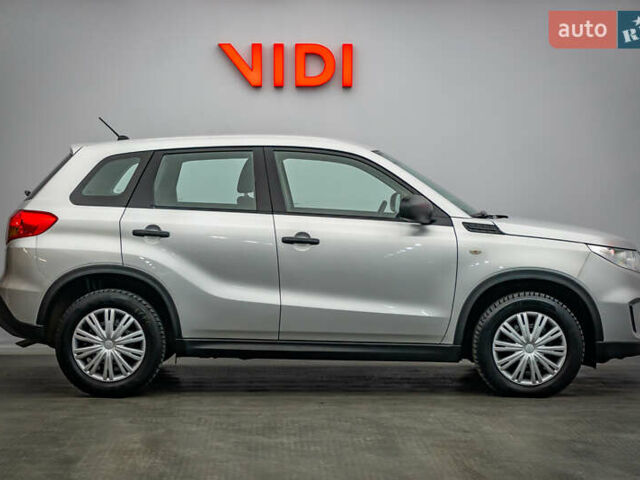 Сузуки Витара, объемом двигателя 1.6 л и пробегом 75 тыс. км за 13819 $, фото 3 на Automoto.ua