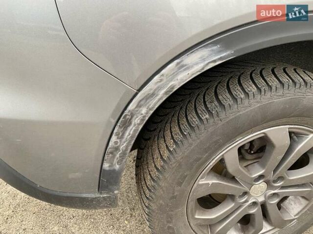 Сузуки Витара, объемом двигателя 1.6 л и пробегом 174 тыс. км за 15000 $, фото 9 на Automoto.ua