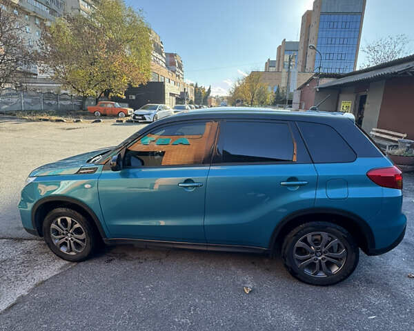 Сузуки Витара, объемом двигателя 1.59 л и пробегом 110 тыс. км за 15900 $, фото 7 на Automoto.ua