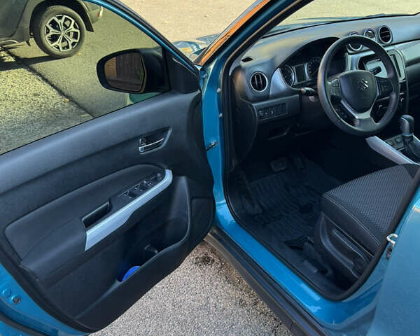 Сузуки Витара, объемом двигателя 1.59 л и пробегом 110 тыс. км за 15900 $, фото 9 на Automoto.ua