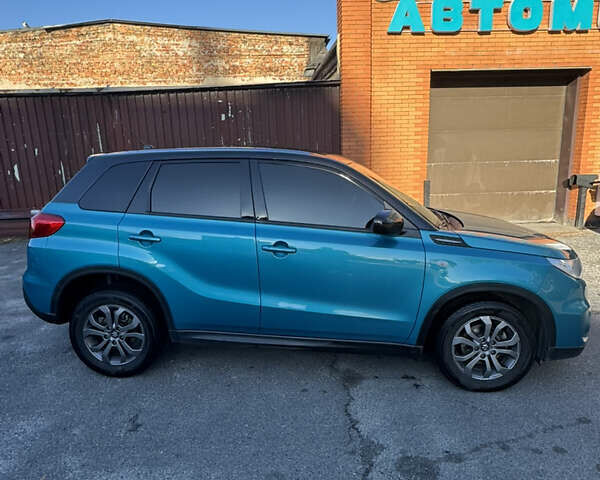 Сузуки Витара, объемом двигателя 1.59 л и пробегом 110 тыс. км за 15900 $, фото 3 на Automoto.ua