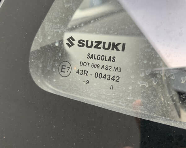 Сузукі Вітара, об'ємом двигуна 1 л та пробігом 46 тис. км за 15400 $, фото 34 на Automoto.ua