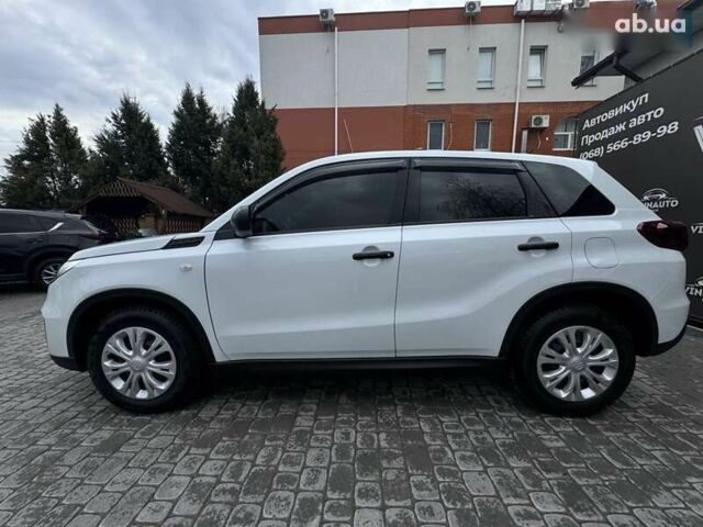Сузуки Витара, объемом двигателя 1.6 л и пробегом 61 тыс. км за 17500 $, фото 11 на Automoto.ua