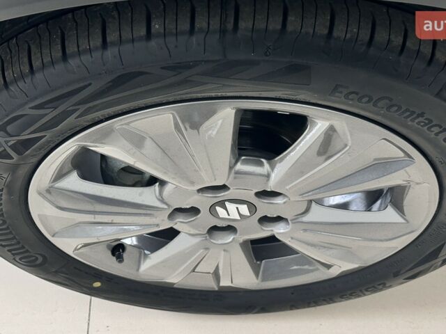 Сузуки Витара, объемом двигателя 1.37 л и пробегом 0 тыс. км за 25168 $, фото 25 на Automoto.ua