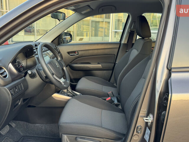 Сузуки Витара, объемом двигателя 1.37 л и пробегом 0 тыс. км за 24164 $, фото 29 на Automoto.ua